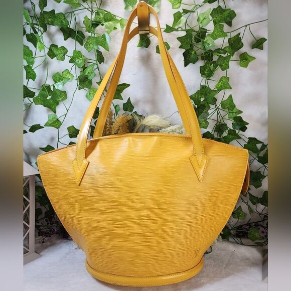Louis Vuitton Epi Saint Jacques Yellow Bag with Dust Bag PRISTINE CONDITION - Picture 4 of 17